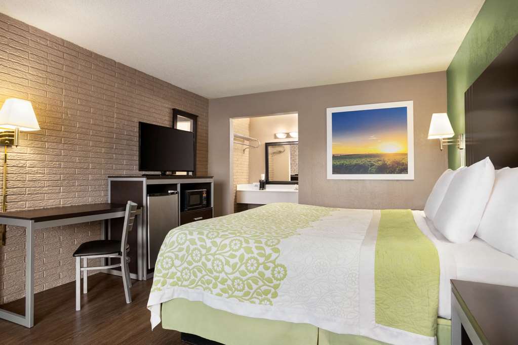 days inn by wyndham hardeeville i 95 state line