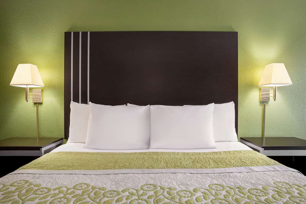 days inn by wyndham hardeeville i 95 state line