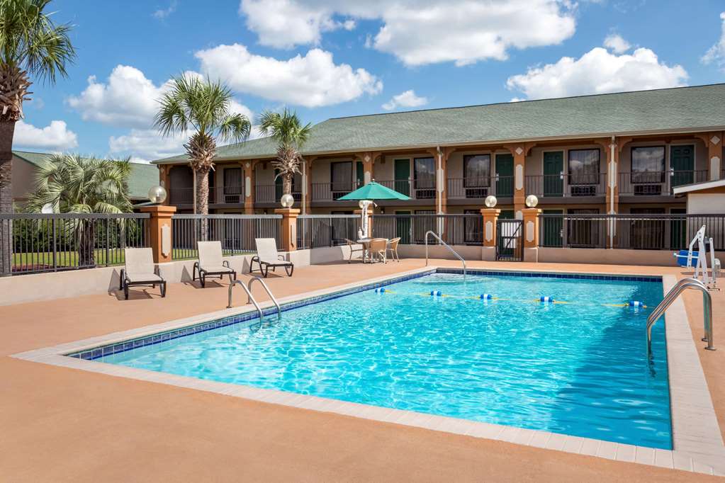 days inn by wyndham hardeeville i 95 state line