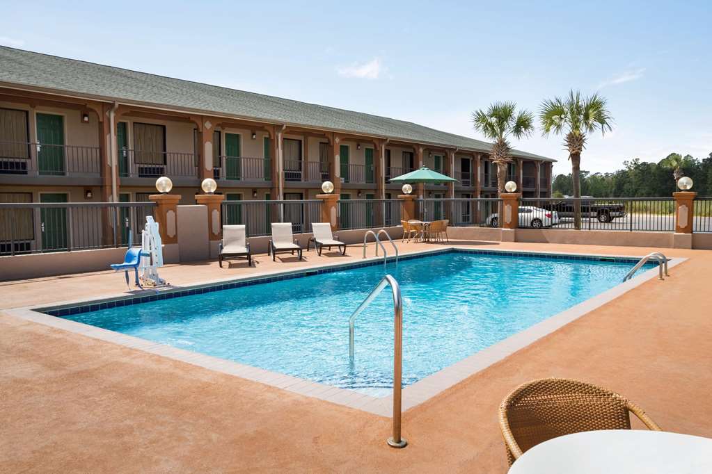 days inn by wyndham hardeeville i 95 state line