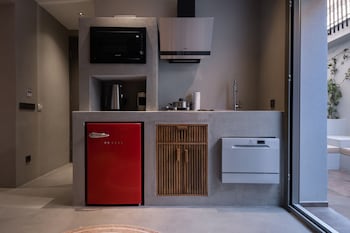soas suites