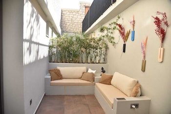 soas suites