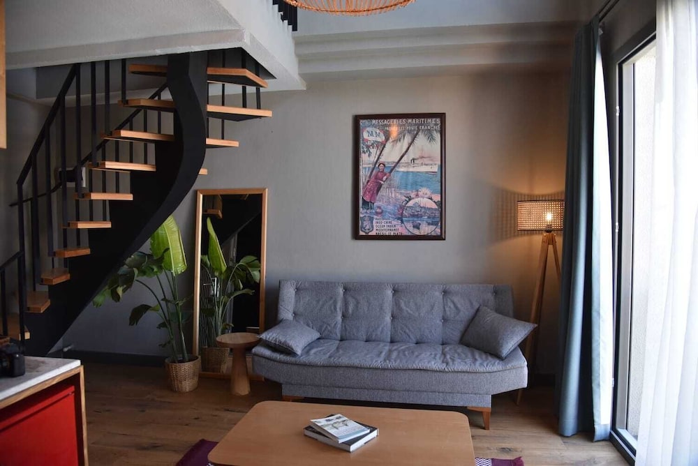 soas suites