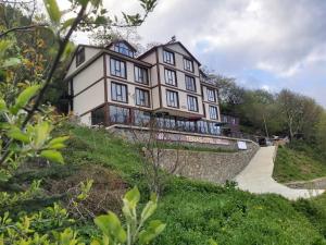 alya teras otel