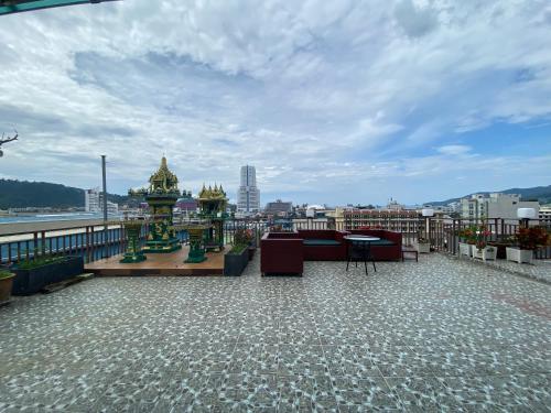 77 patong hotel and spa