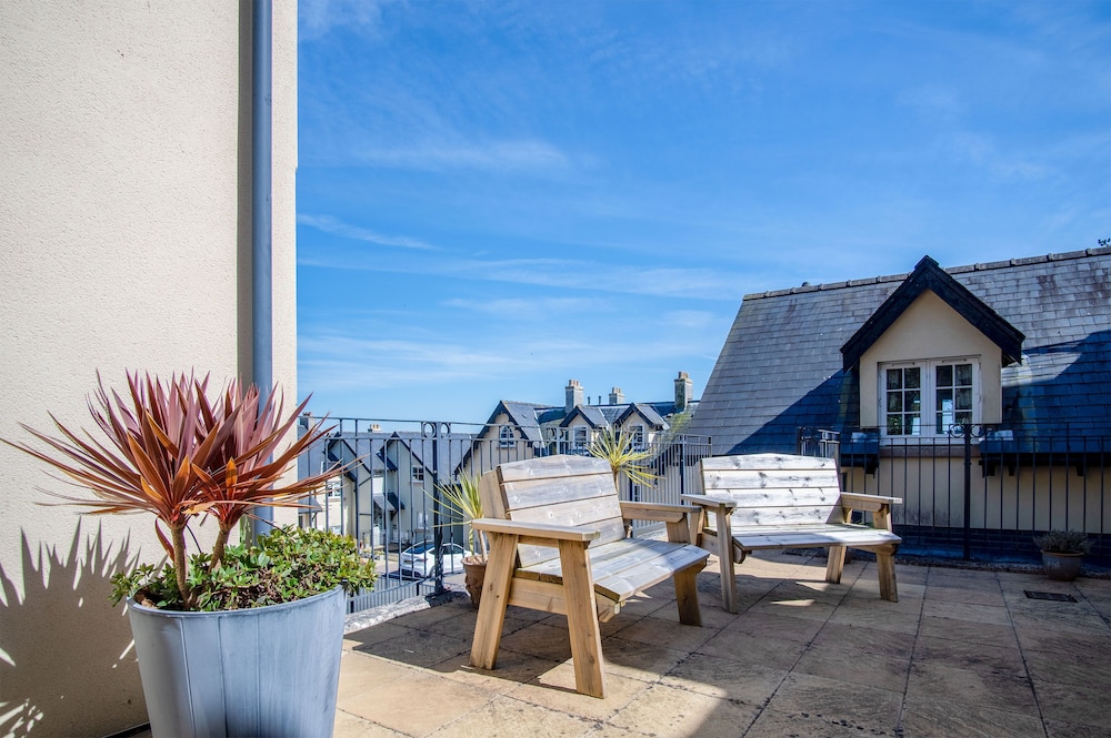 saundersfoot