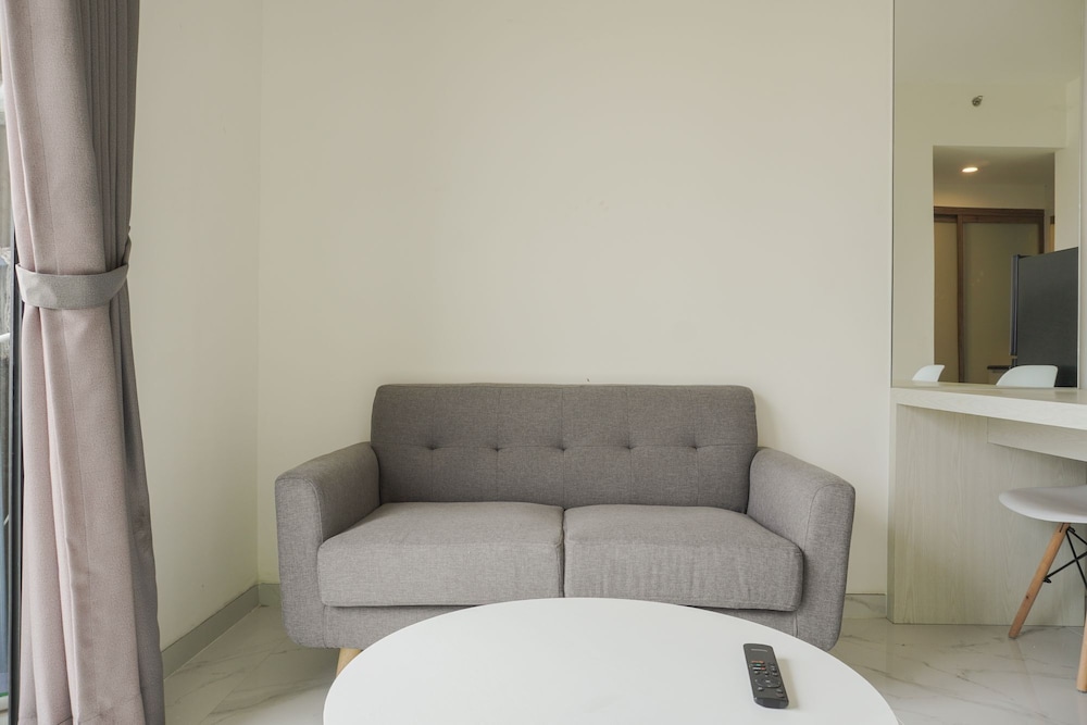 fully furnished with pleasure 2br at sky house bsd apartment