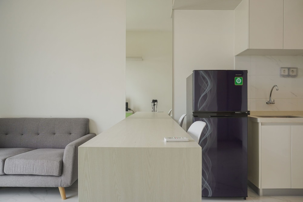 fully furnished with pleasure 2br at sky house bsd apartment
