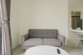 Fully Furnished With Pleasure 2Br At Sky House Bsd Apartment,,0 star