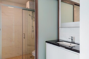 fully furnished with cozy design 2br at sky house bsd apartment