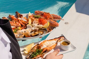 sundance dayclub hua hin