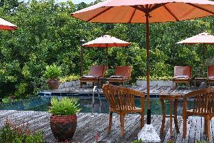 Cascade Tara,,4 star