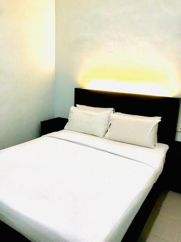 hotel zamburger rabbit previously kozi hotel bukit indah