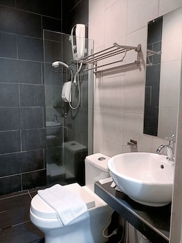 hotel zamburger rabbit previously kozi hotel bukit indah