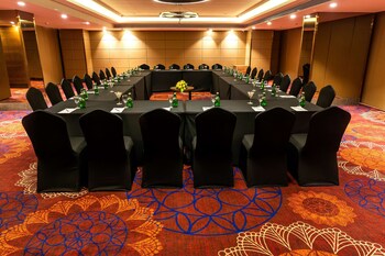 The Elite Narasapura, A Member Of Radisson Individuals,Karnataka>>Bengaluru,5 star