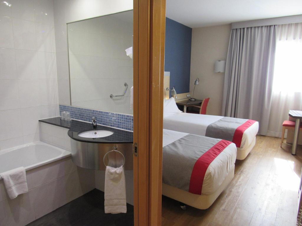 holiday inn express madrid rivas by ihg