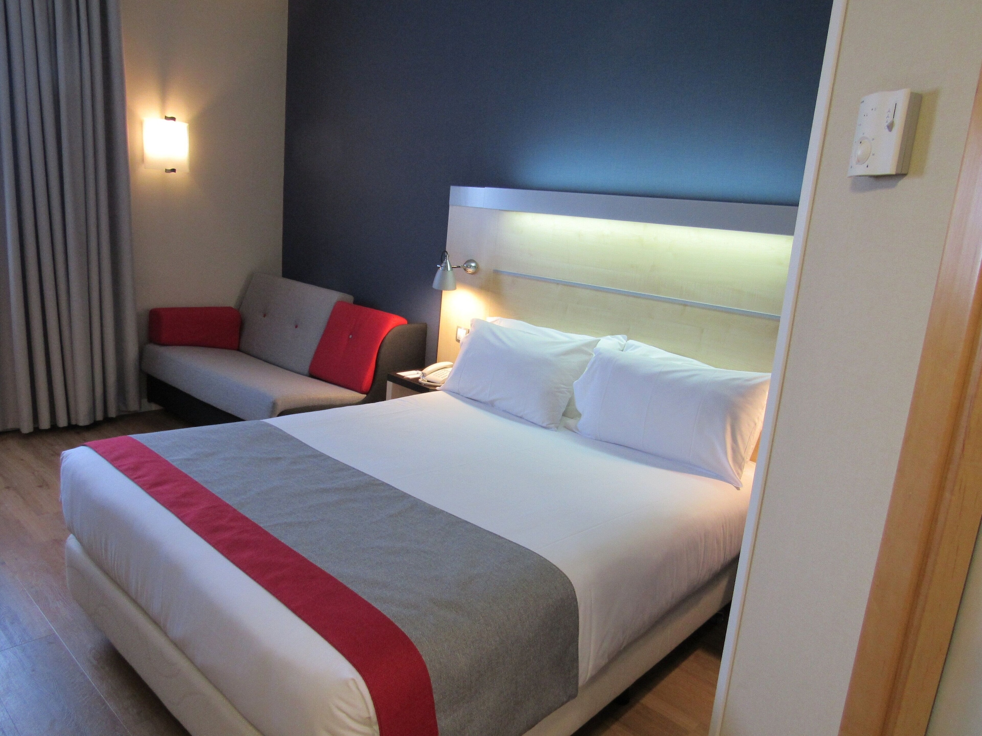 holiday inn express madrid rivas by ihg