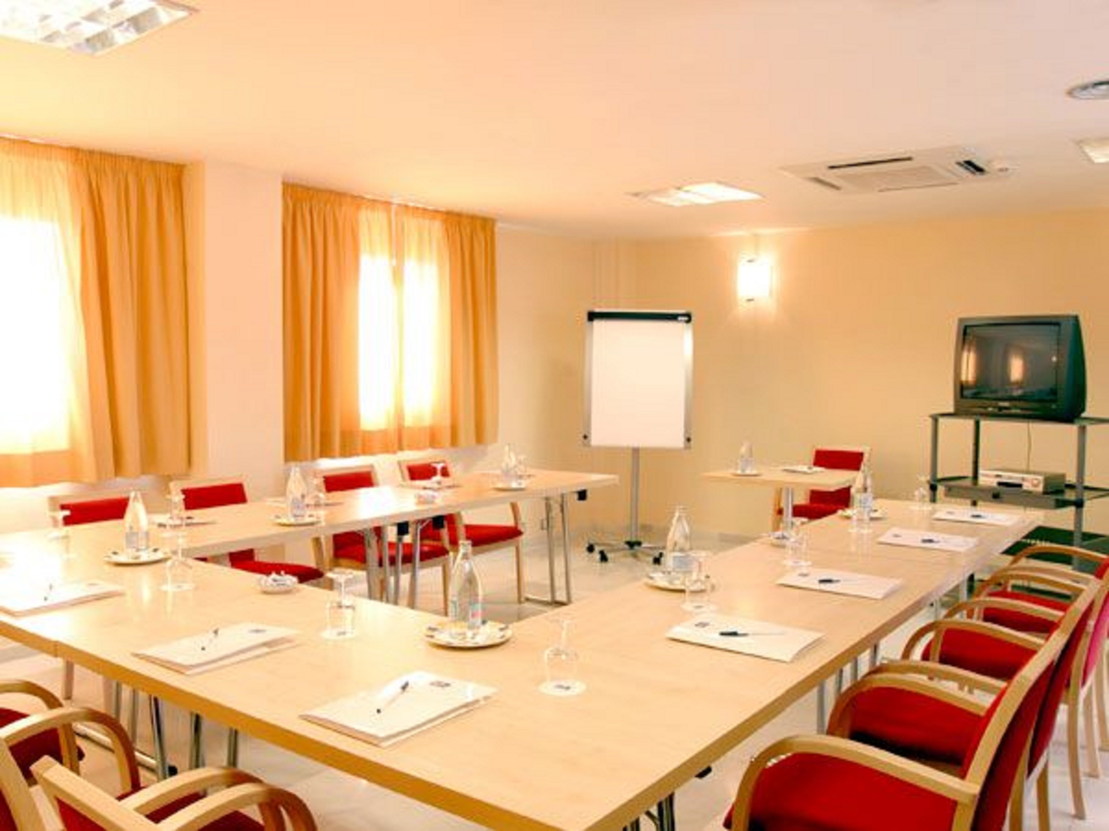 holiday inn express madrid rivas by ihg