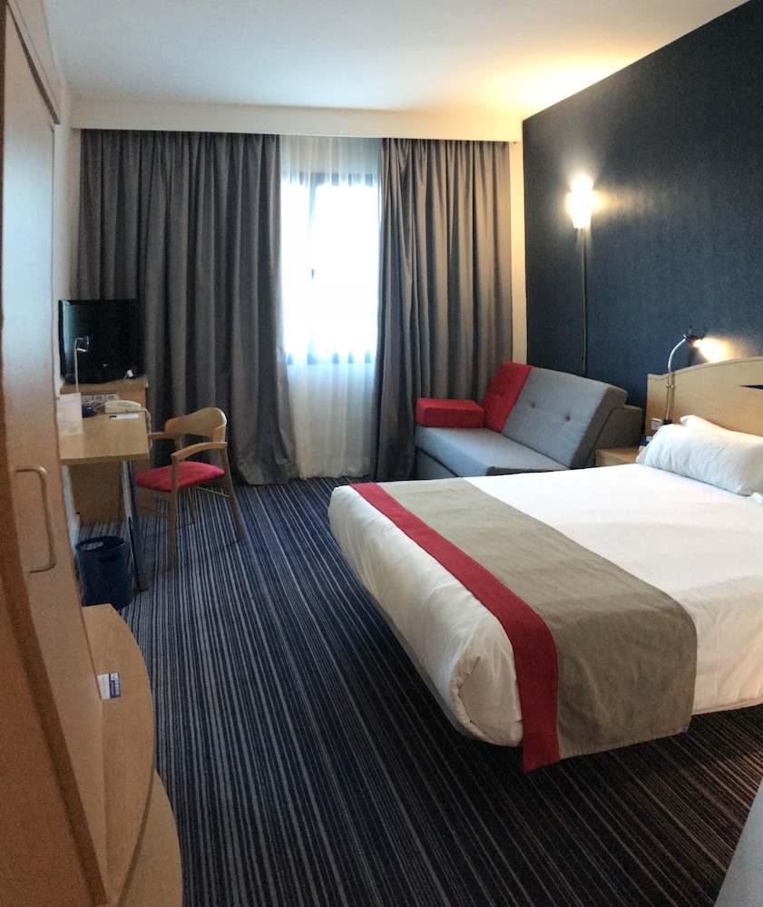 holiday inn express madrid san sebastian de los reyes by ihg