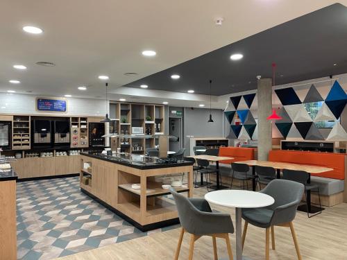 holiday inn express madrid san sebastian de los reyes by ihg