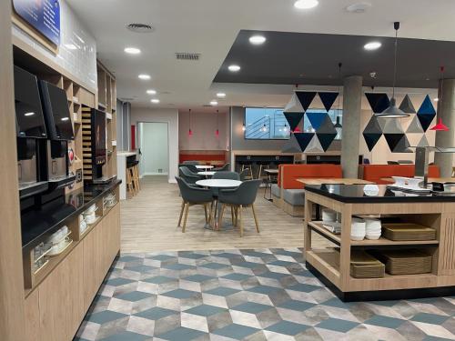 holiday inn express madrid san sebastian de los reyes by ihg