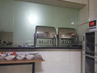 iu hotel shijiazhuang airport