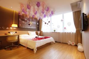 iu hotel shijiazhuang airport