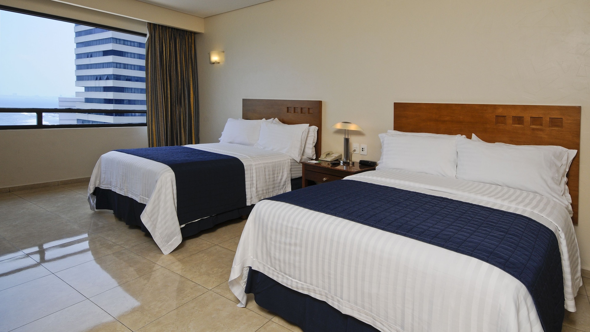 holiday inn boca del rio by ihg
