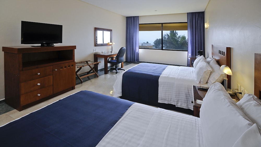 holiday inn boca del rio by ihg