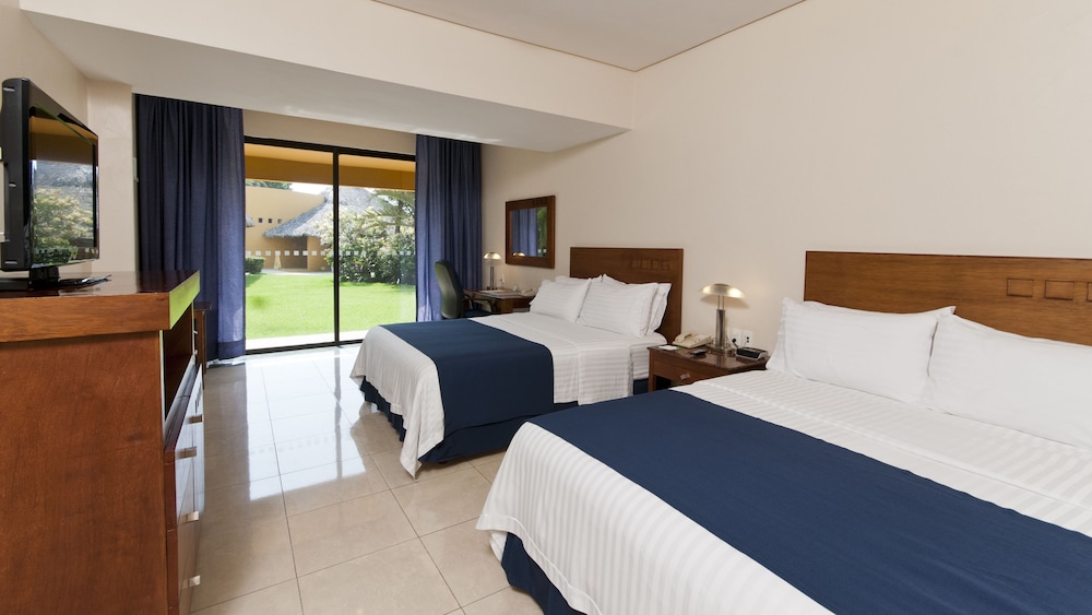 holiday inn boca del rio by ihg