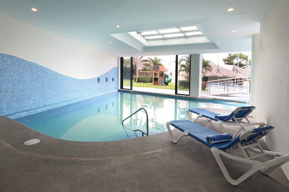 holiday inn boca del rio by ihg