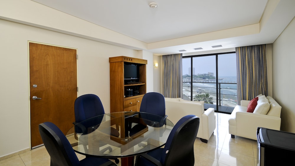 holiday inn boca del rio by ihg