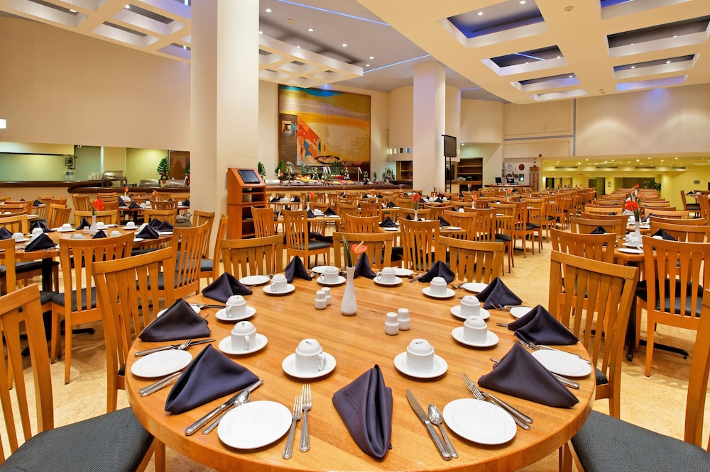 holiday inn boca del rio by ihg