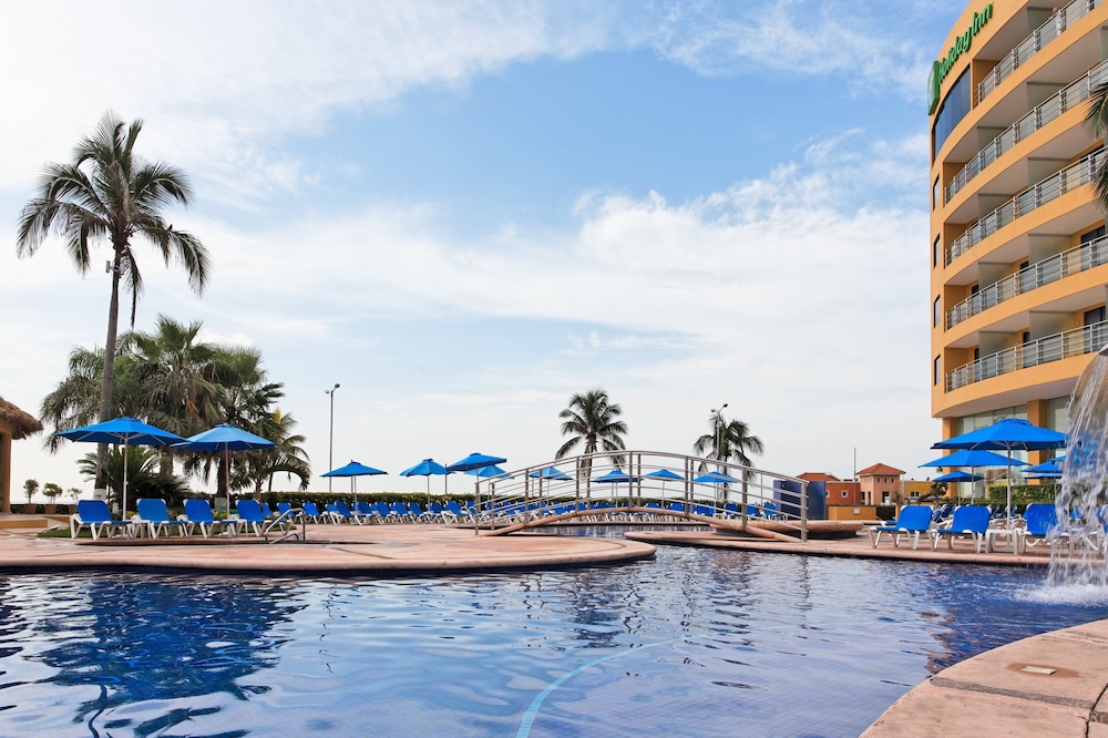 holiday inn boca del rio by ihg