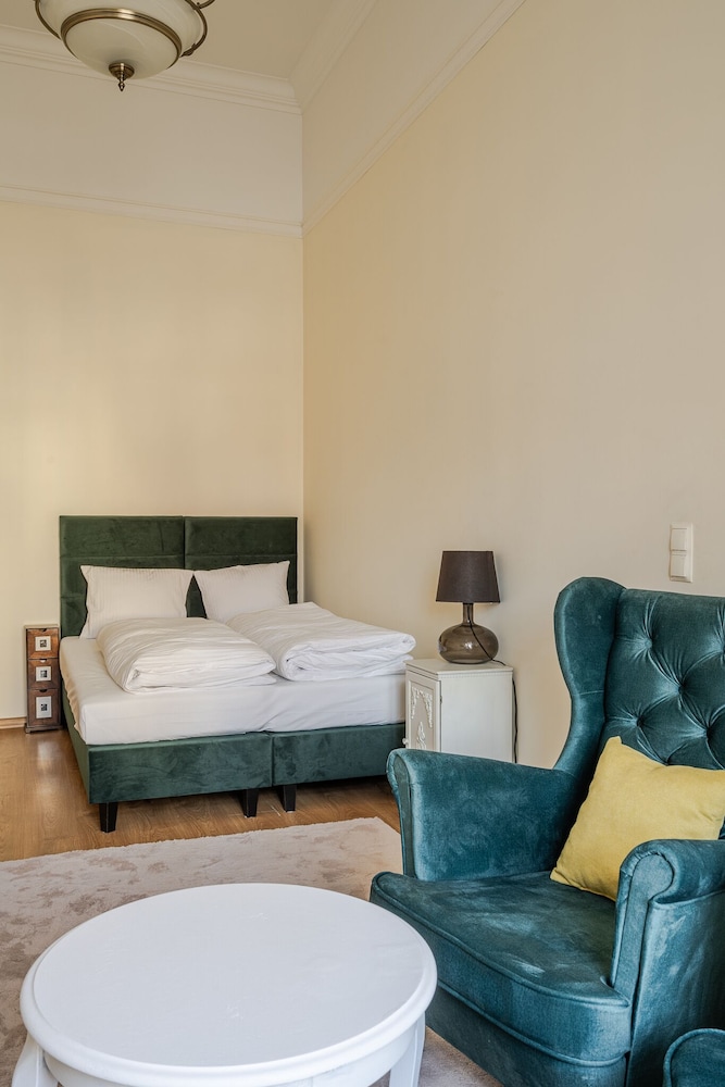 rentplanet apartments rynek