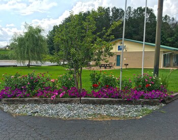 americas best value inn heflin