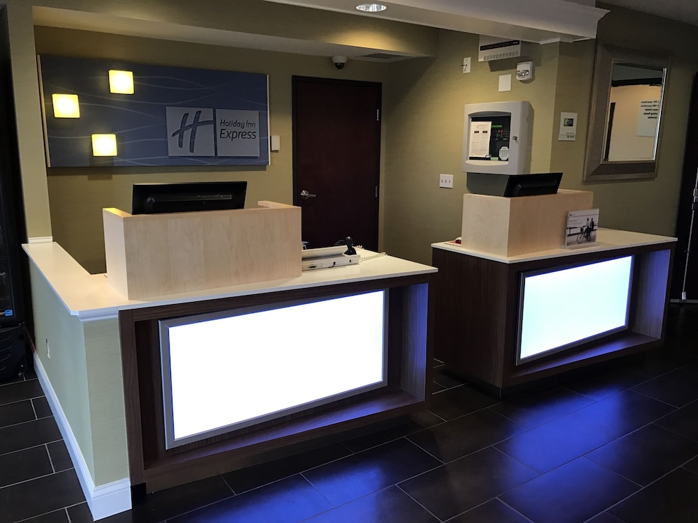 holiday inn express hotel and suites st paul woodbury by ihg