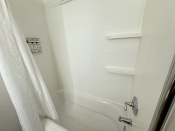 Holiday Inn Express Hotel & Suites St. Paul-Woodbury By Ihg,Minneapolis>>Hennepin County,3 star