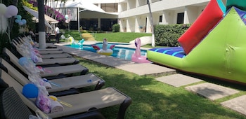 Casa Francisco Cuernavaca,Near Galerias Cuernavaca Mall,4 star