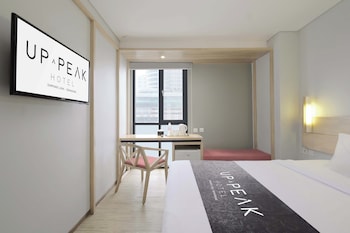 up peak hotel simpang lima semarang powered by archipelago