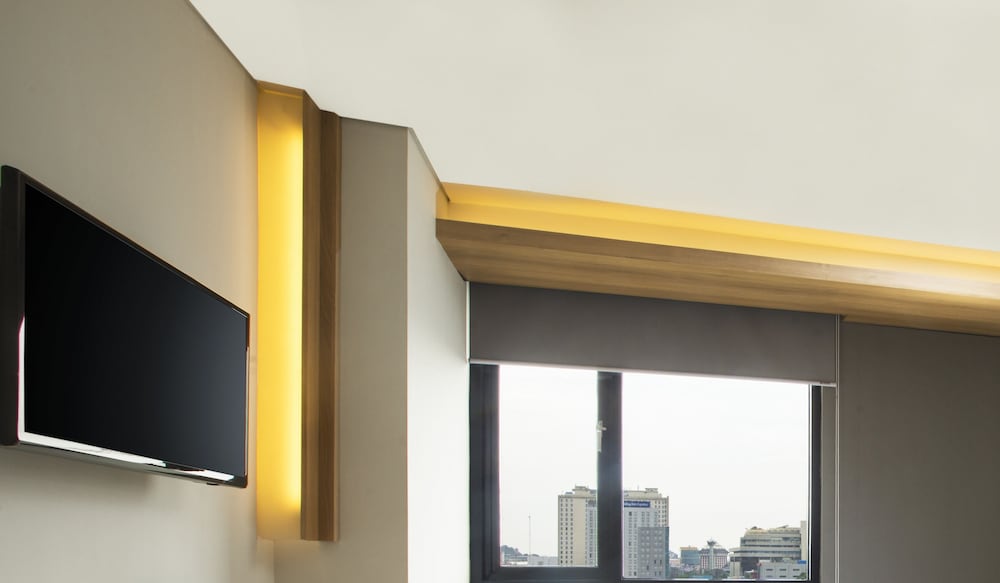 up peak hotel simpang lima semarang powered by archipelago