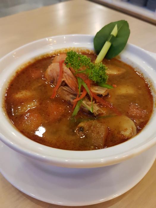 up peak hotel simpang lima semarang powered by archipelago