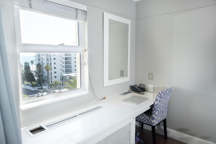 bantry bay suite hotel