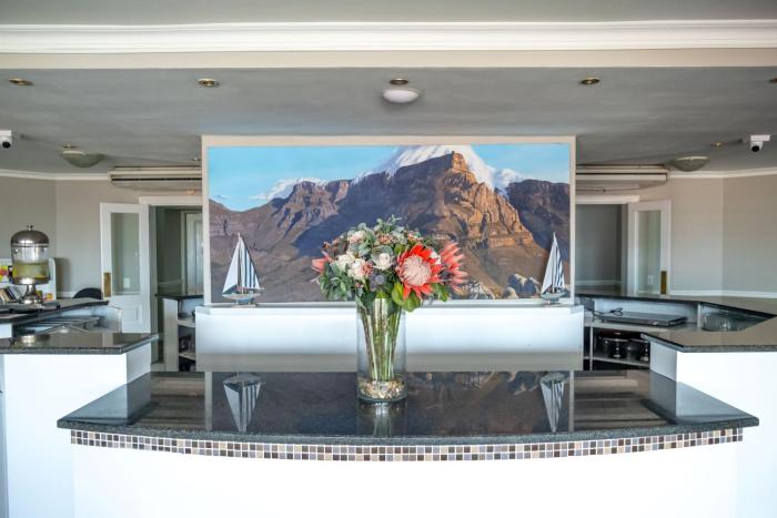 bantry bay suite hotel