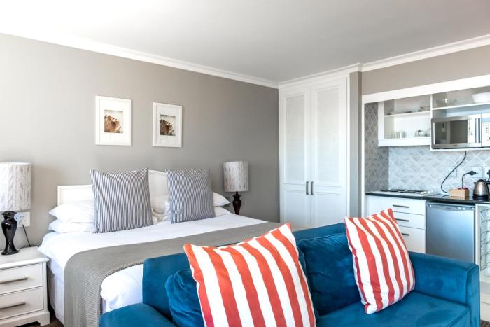 bantry bay suite hotel