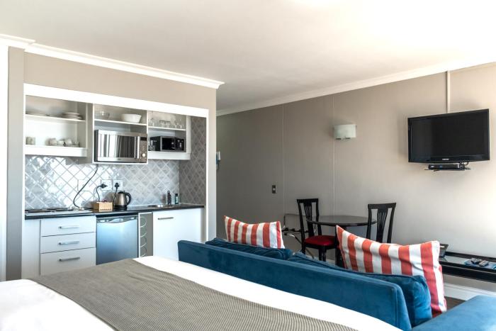 bantry bay suite hotel