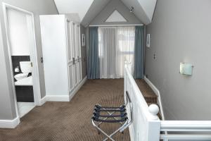 bantry bay suite hotel