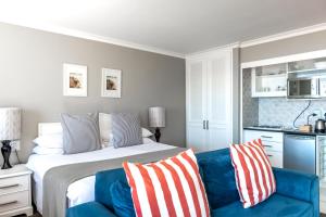 bantry bay suite hotel