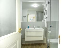 bantry bay suite hotel