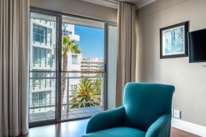 bantry bay suite hotel